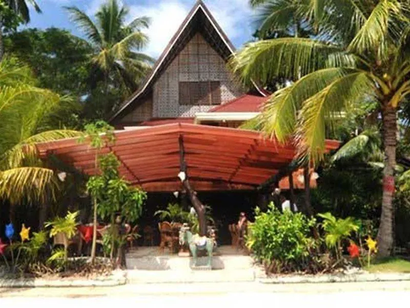 Alona Tropical Beach Resort Panglao 3*,