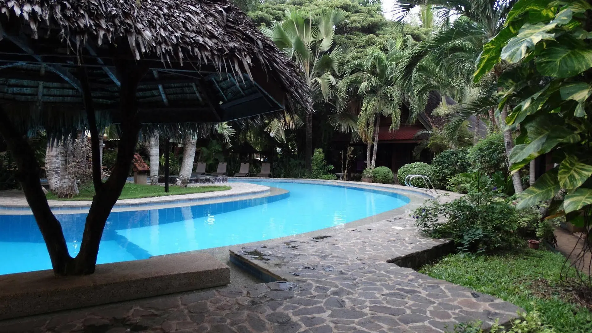 Alona Tropical Beach Resort Panglao